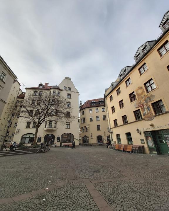 Bratwurstherzl Am Viktualienmarkt